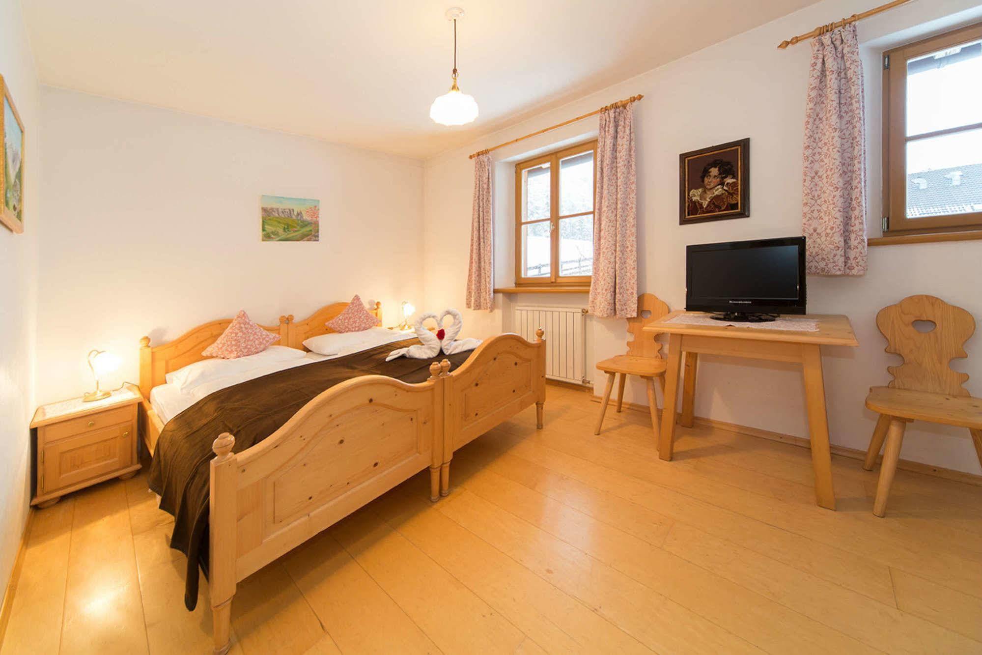 Hotel Rosengarten Dobbiaco Luaran gambar