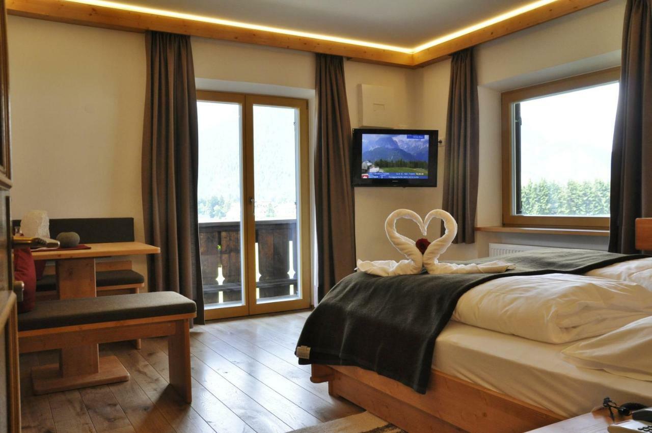 Hotel Rosengarten Dobbiaco Luaran gambar
